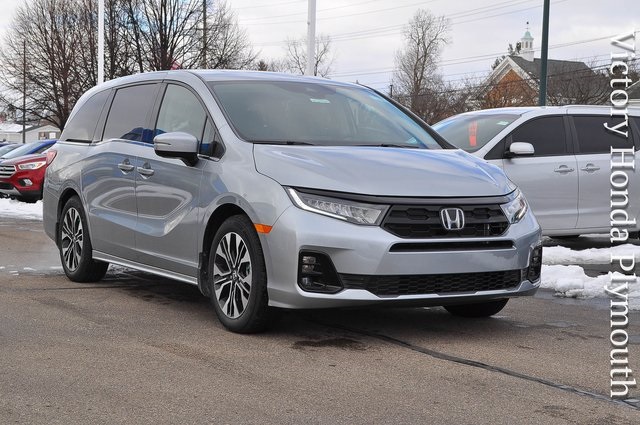 2026 Honda Odyssey Elite's photo