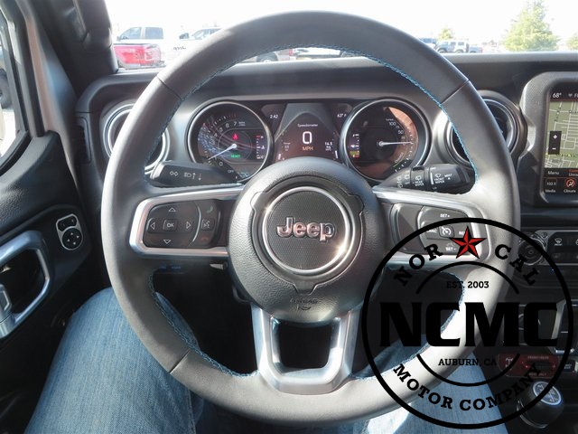 2023 Jeep Wrangler Rubicon 4xe photo 35