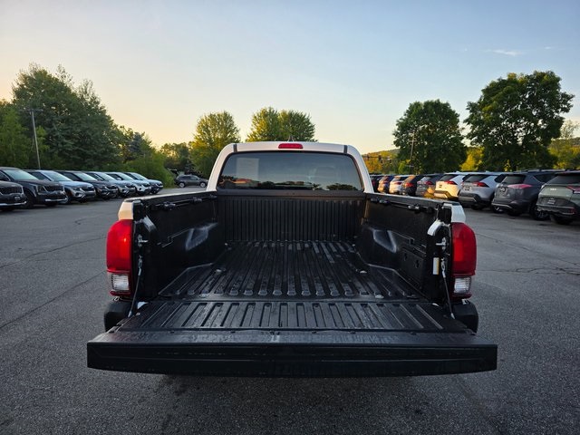 2023 Toyota Tacoma SR photo 9