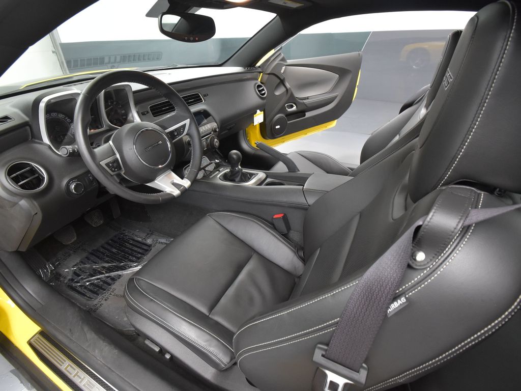 2010 Chevrolet Camaro 2SS RS photo 42