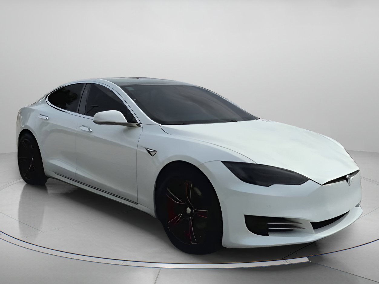 Used 2018 Tesla Model S 75D with VIN 5YJSA1E25JF239729 for sale in Tampa, FL