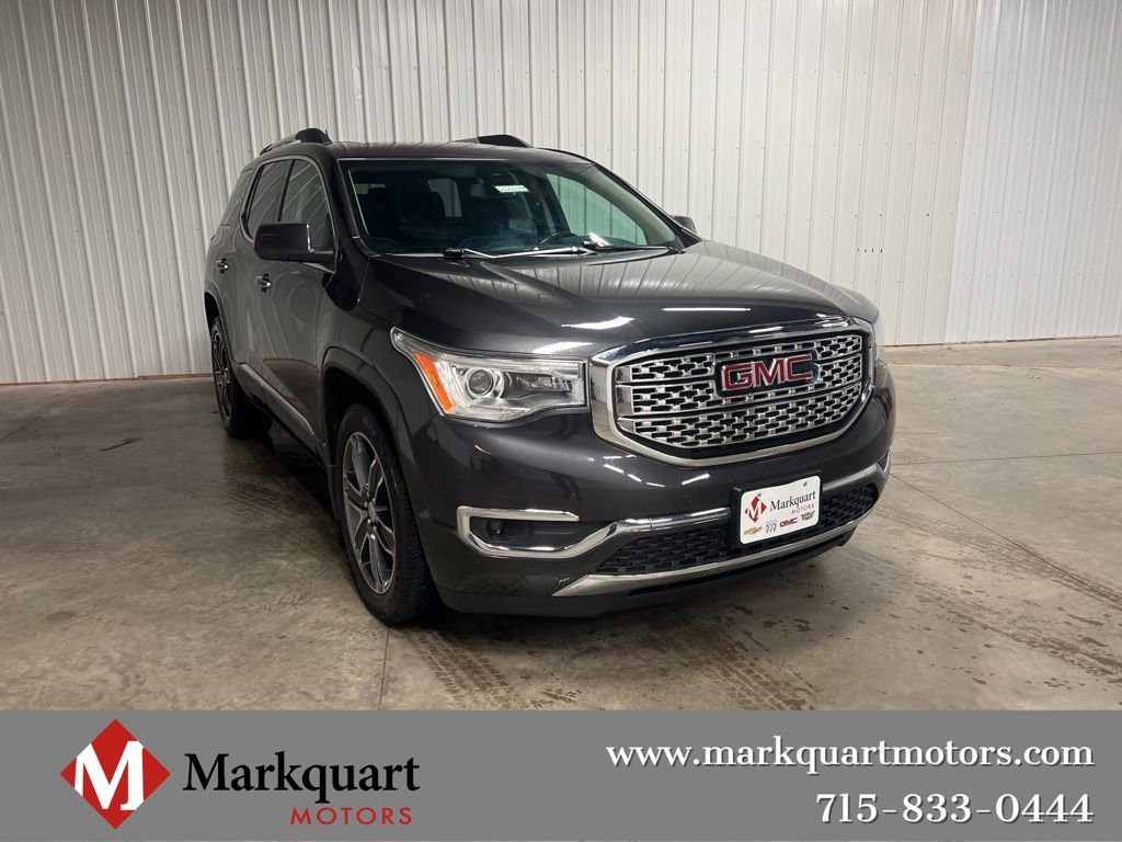 2017 GMC Acadia Denali's photo