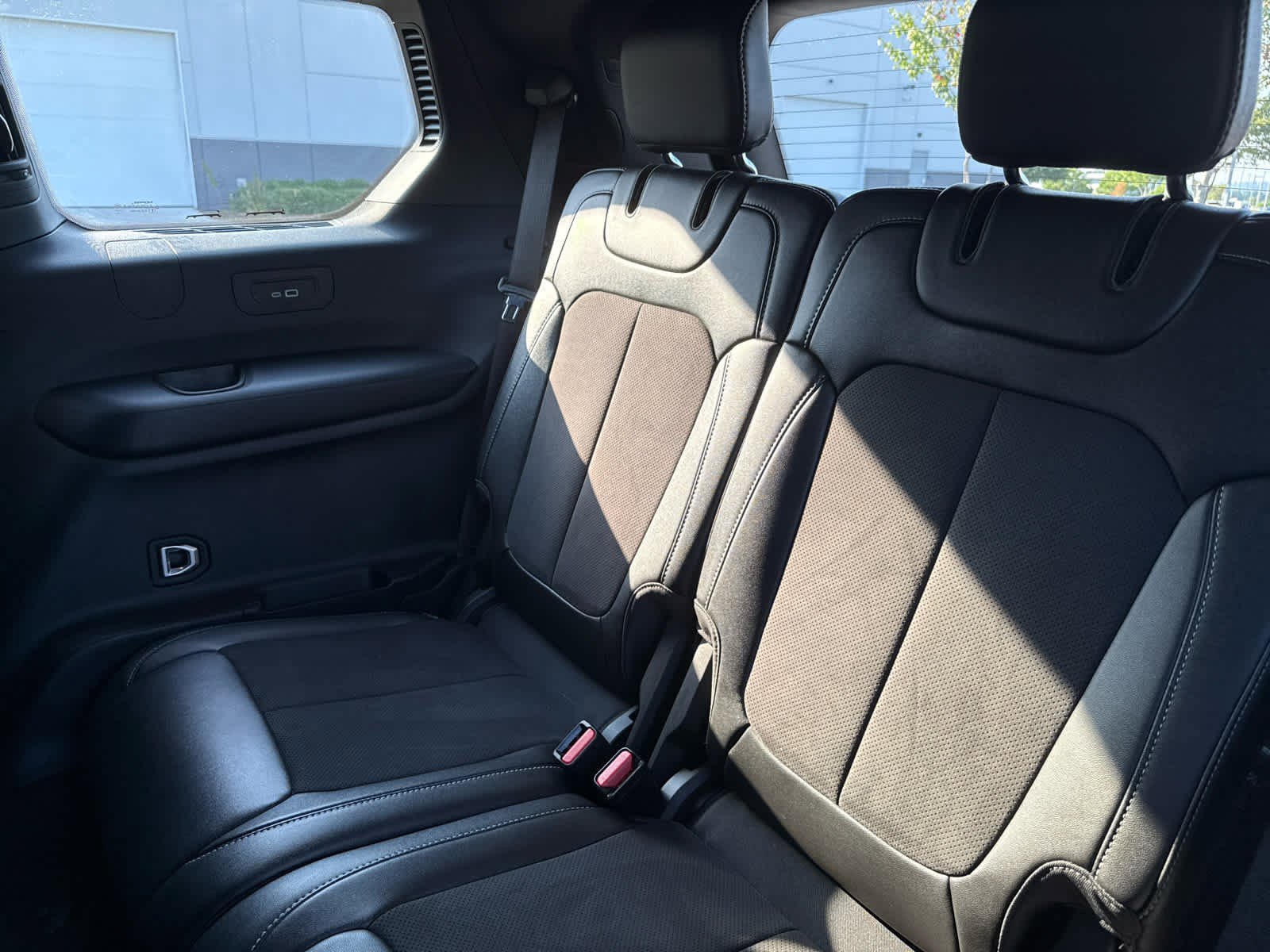 2024 Jeep Grand Cherokee Altitude photo 5