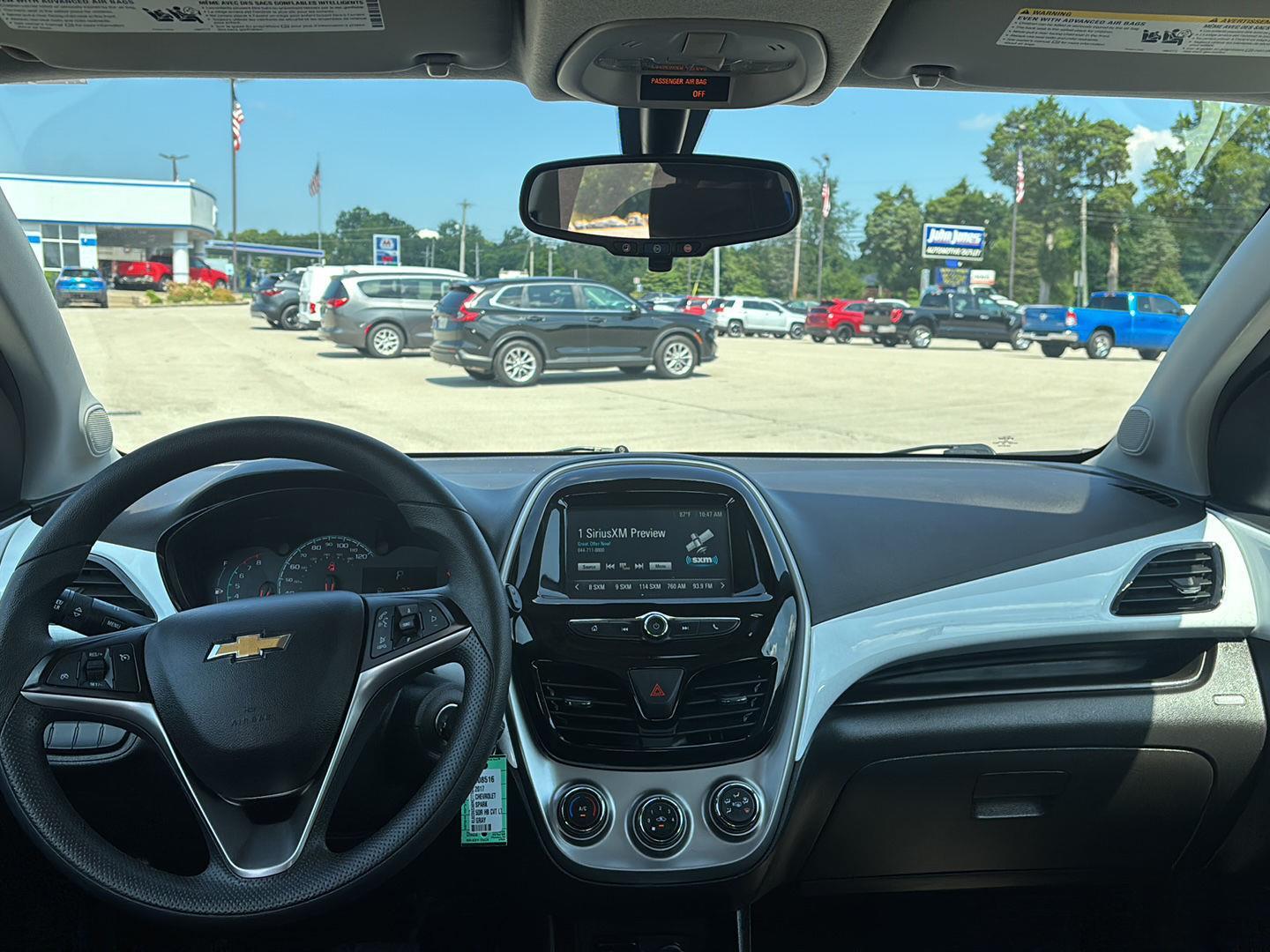 2017 Chevrolet Spark 1LT LT photo 5