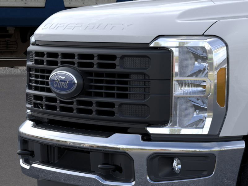 2025 Ford F-350 XL photo 14