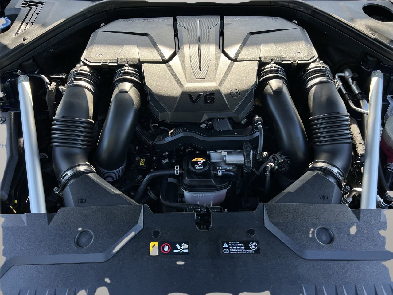 2023 Genesis GV70 3.5T Sport Prestige photo 11