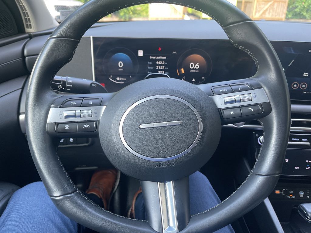 2025 Hyundai Tucson SEL Convenience photo 24