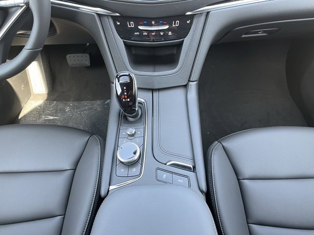 2025 Cadillac XT6 Luxury photo 18