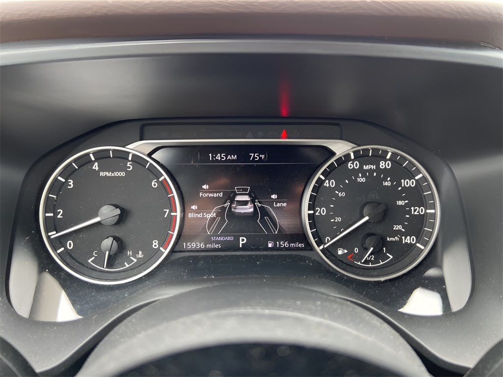 2023 Nissan Rogue SV photo 25