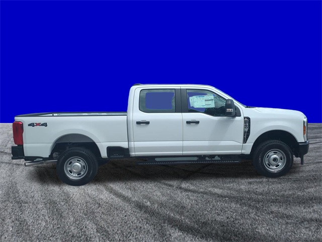 2025 Ford F-250 XL photo 3