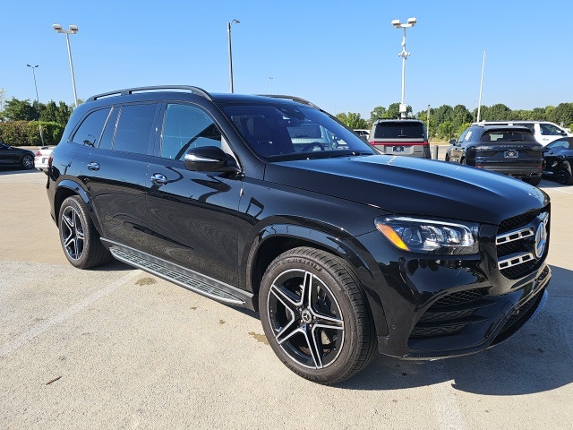 2022 Mercedes Benz GLS 450 4MATIC photo 2