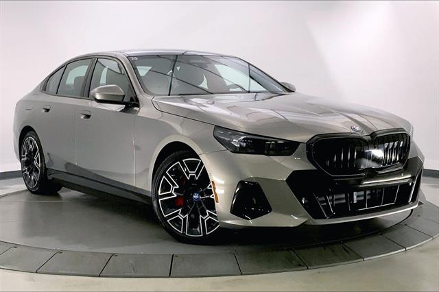 2025 BMW i5 40's photo