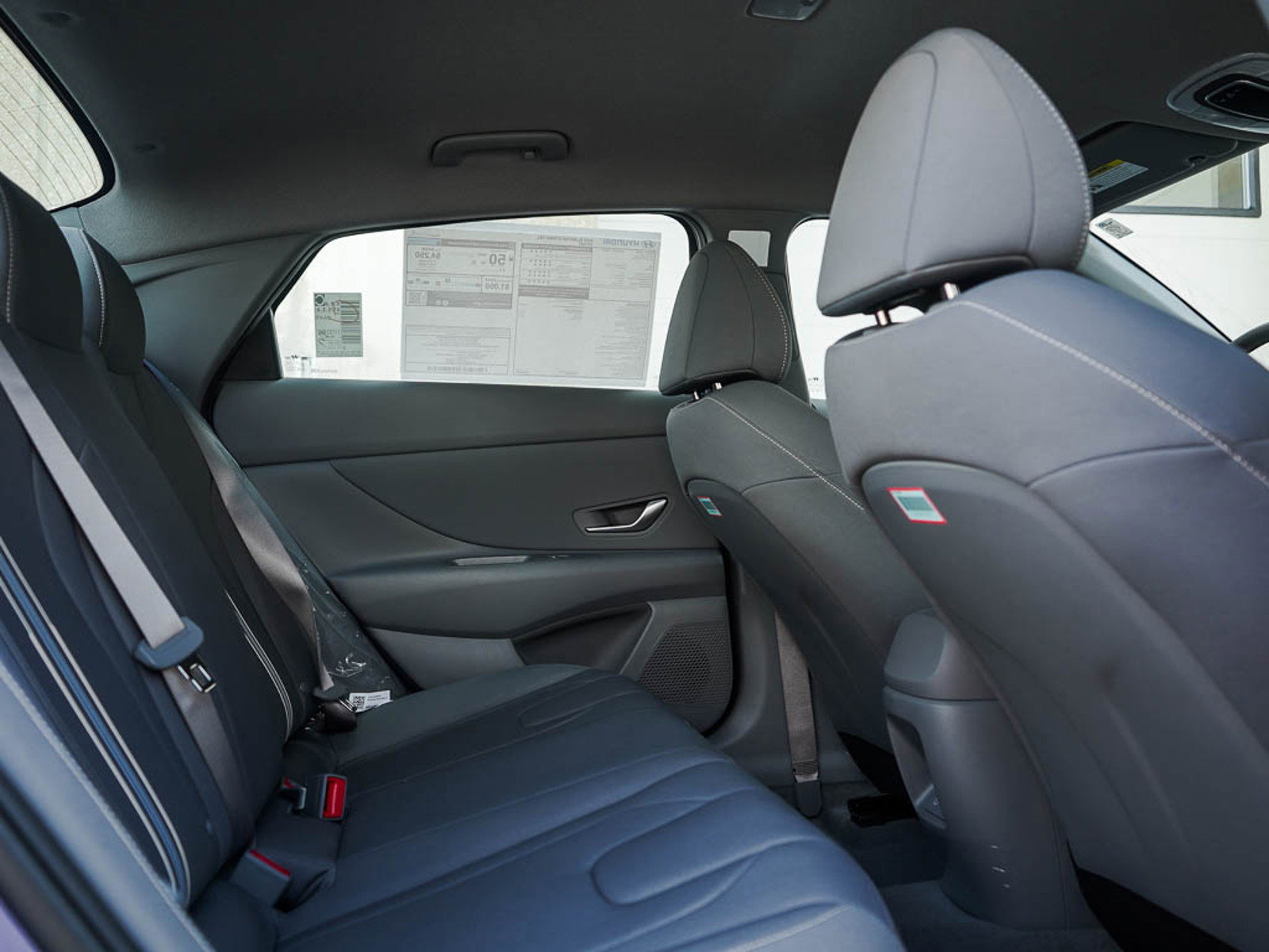 2025 Hyundai Elantra Hybrid SEL Sport photo 10