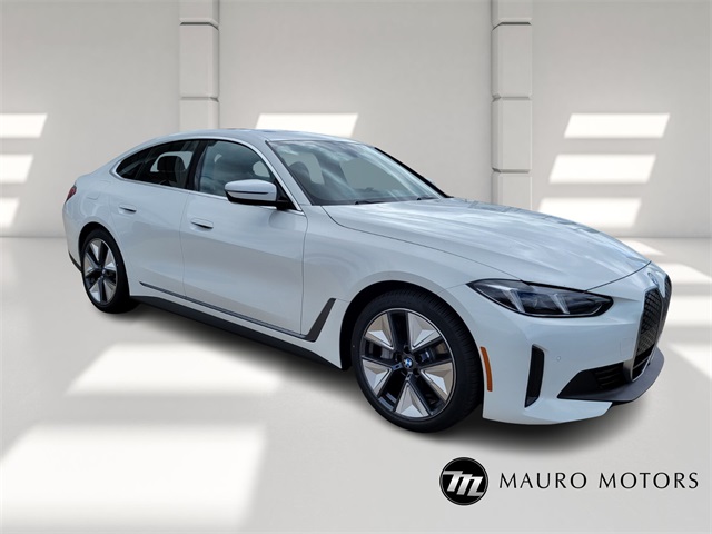 2025 BMW i4