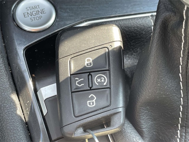 2022 Volkswagen Tiguan SE photo 24