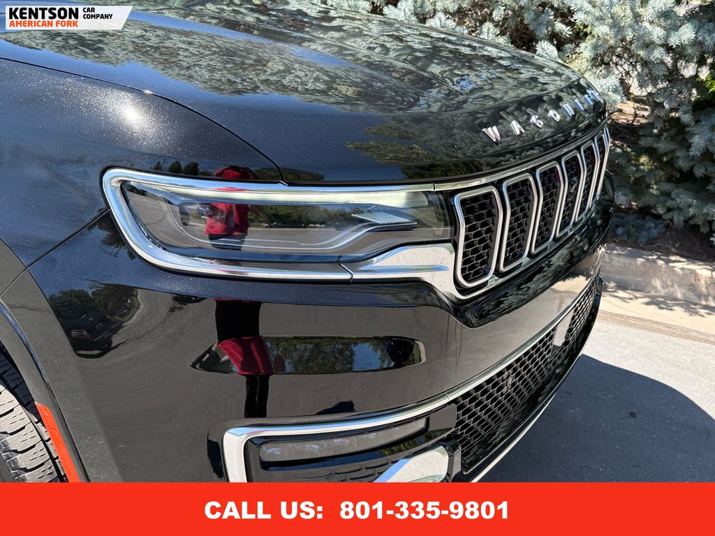 2025 Jeep Wagoneer L Series III photo 11