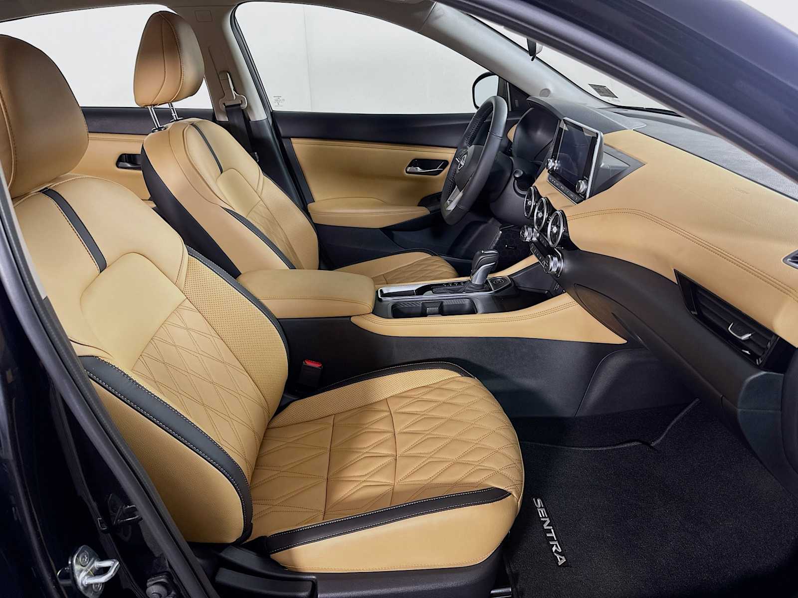 2024 Nissan Sentra SV photo 26