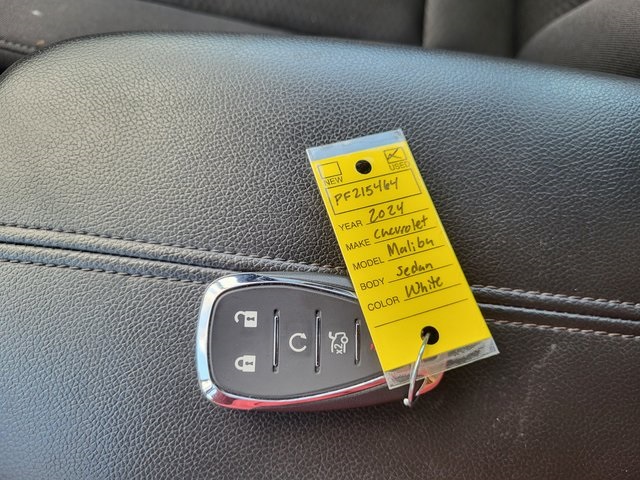 2024 Chevrolet Malibu 1LT photo 16