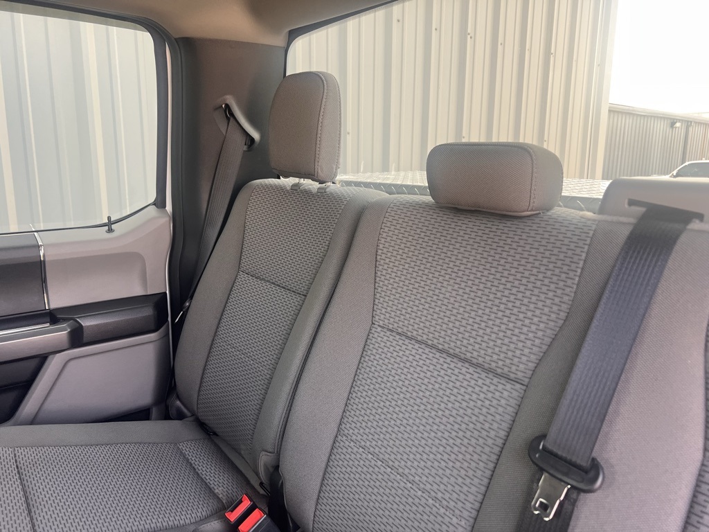 2020 Ford F-250 XLT photo 19