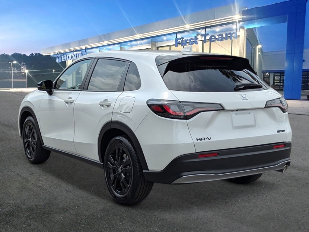 2026 Honda HR-V Sport photo 2