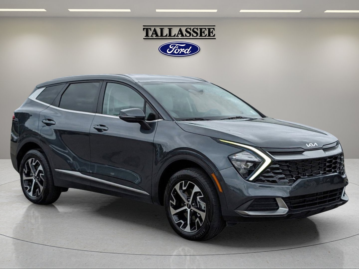 2023 Kia Sportage EX photo 3