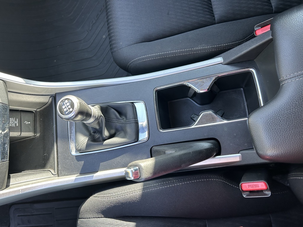 2015 Honda Accord Sport photo 15