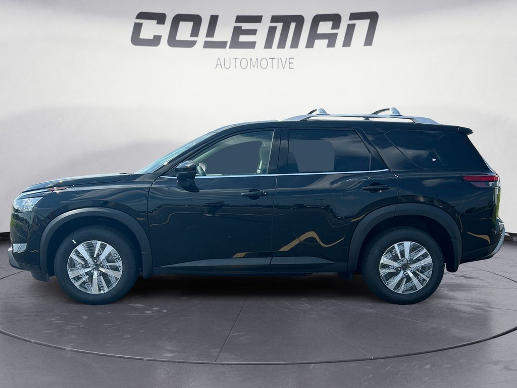 2025 Nissan Pathfinder SL photo 2