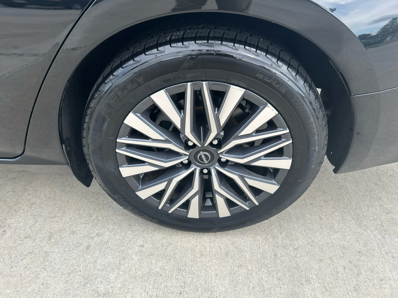 2023 Nissan Altima 2.5 SV photo 5