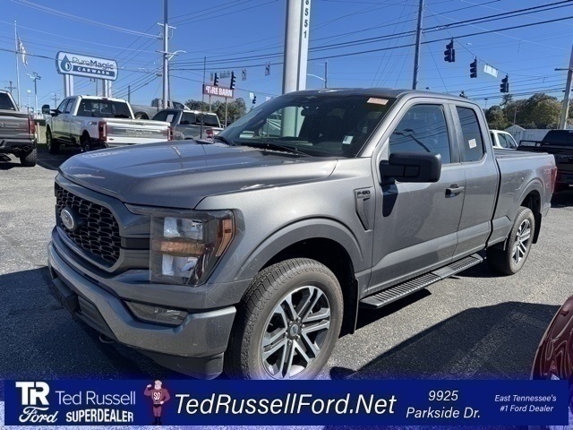 2023 Ford F-150 XL's photo