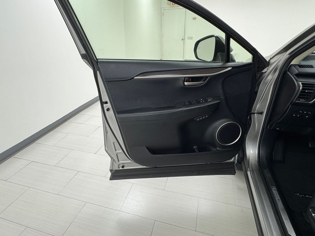 2016 Lexus NX 200t AWD photo 7