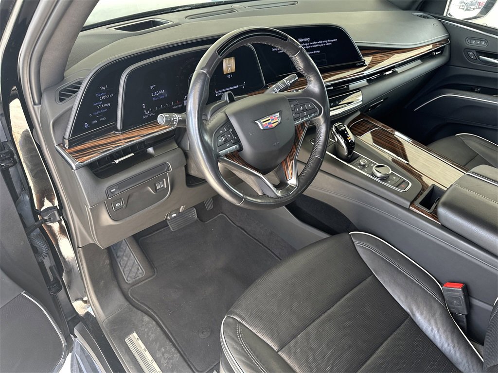 2023 Cadillac Escalade ESV Premium Luxury photo 8
