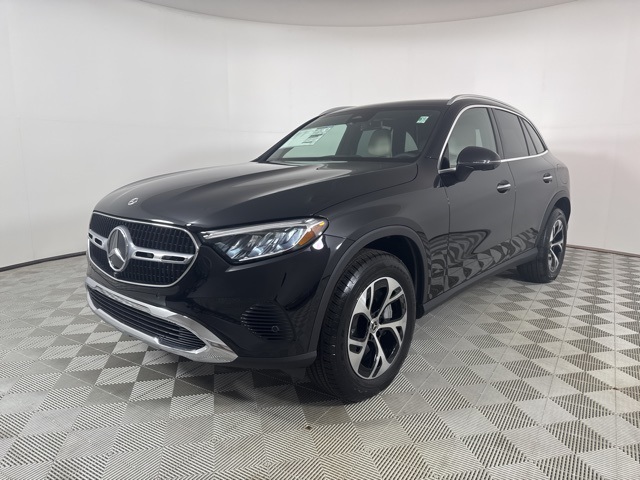 2026 Mercedes Benz GLC 350e 4MATIC photo 3