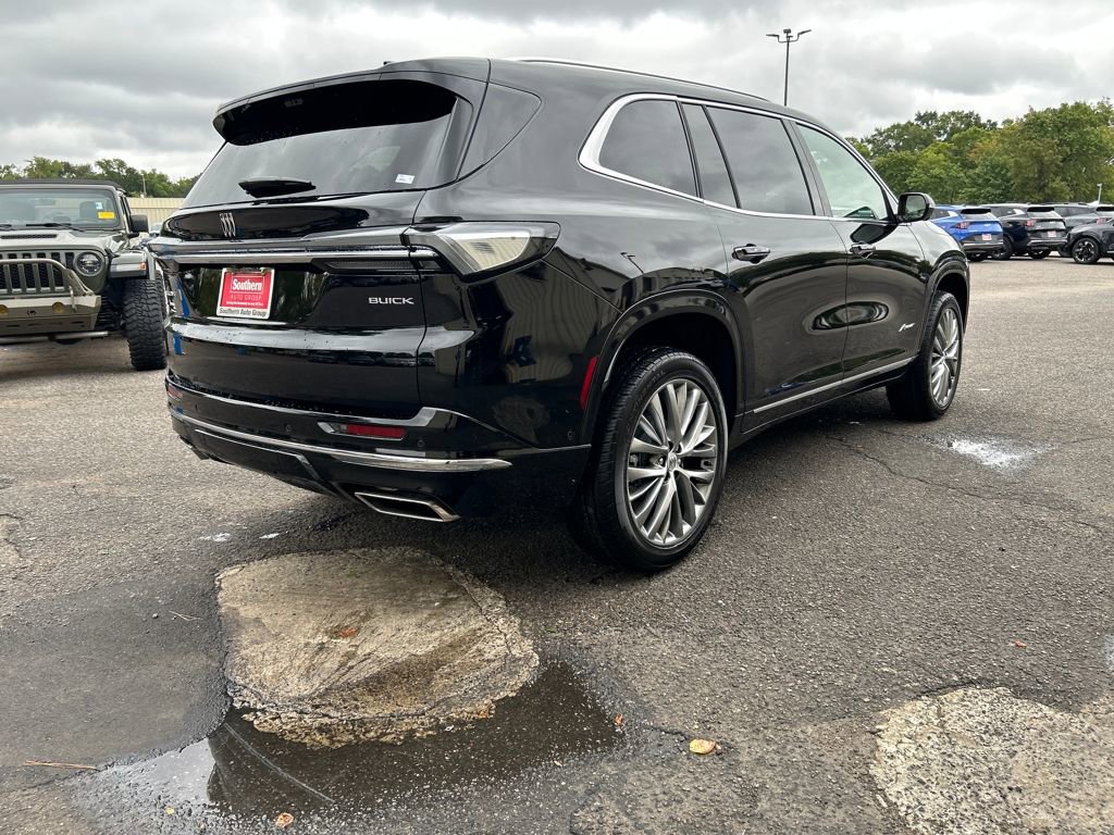 2026 Buick Enclave Avenir photo 6