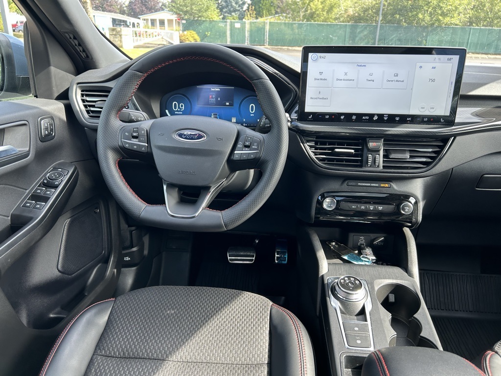 2024 Ford Escape ST-Line Select photo 23