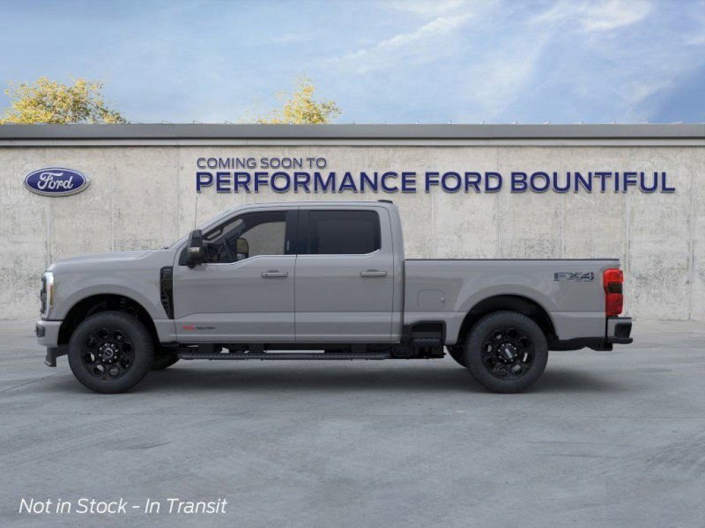 2025 Ford F-350 Lariat photo 3