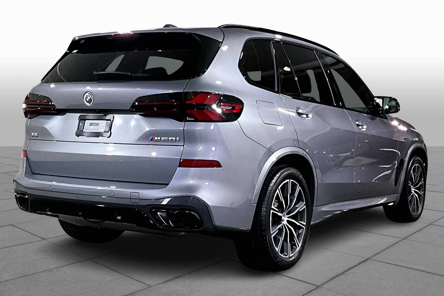 2025 Bmw X5 M60i photo 12