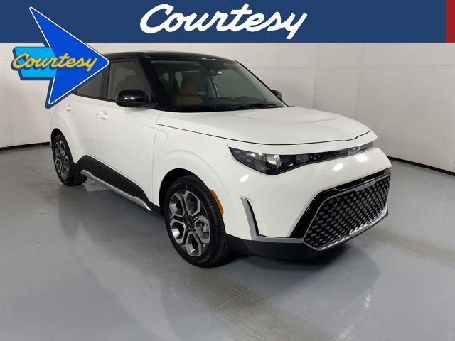 2025 Kia Soul EX's photo