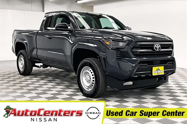 2025 Toyota Tacoma SR's photo