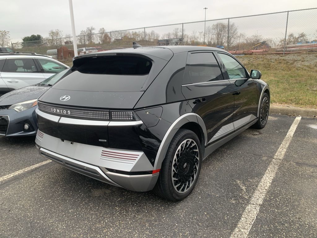 2022 Hyundai Ioniq 5 Limited photo 2