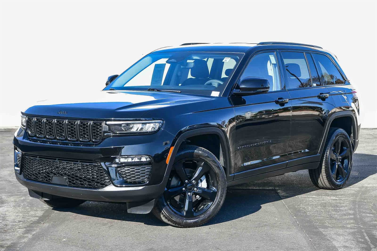 2023 Jeep Grand Cherokee Limited's photo