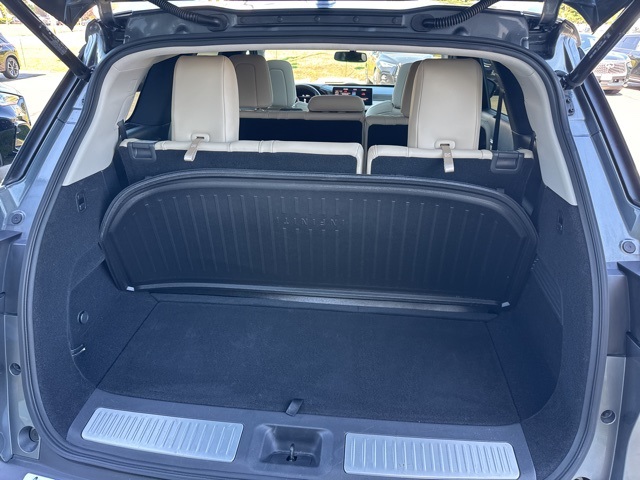 2022 Infiniti QX60 Luxe photo 17