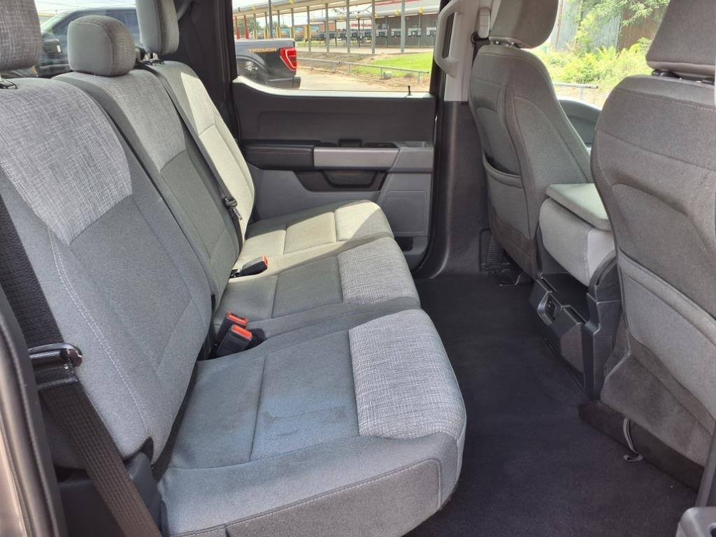 2023 Ford F-150 XLT photo 11