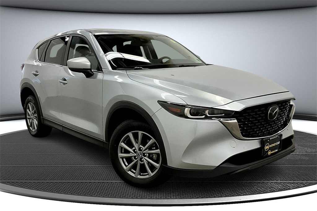 2023 Mazda CX-5 S Preferred package