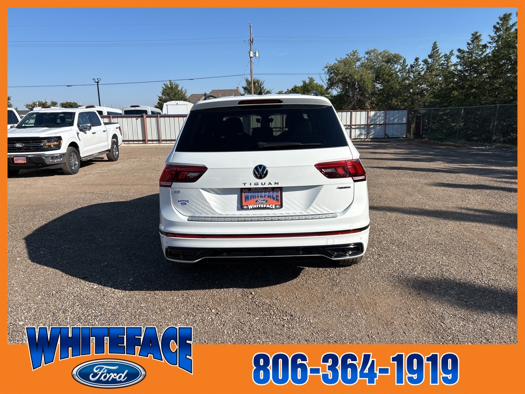 2022 Volkswagen Tiguan SE R-Line Black photo 2