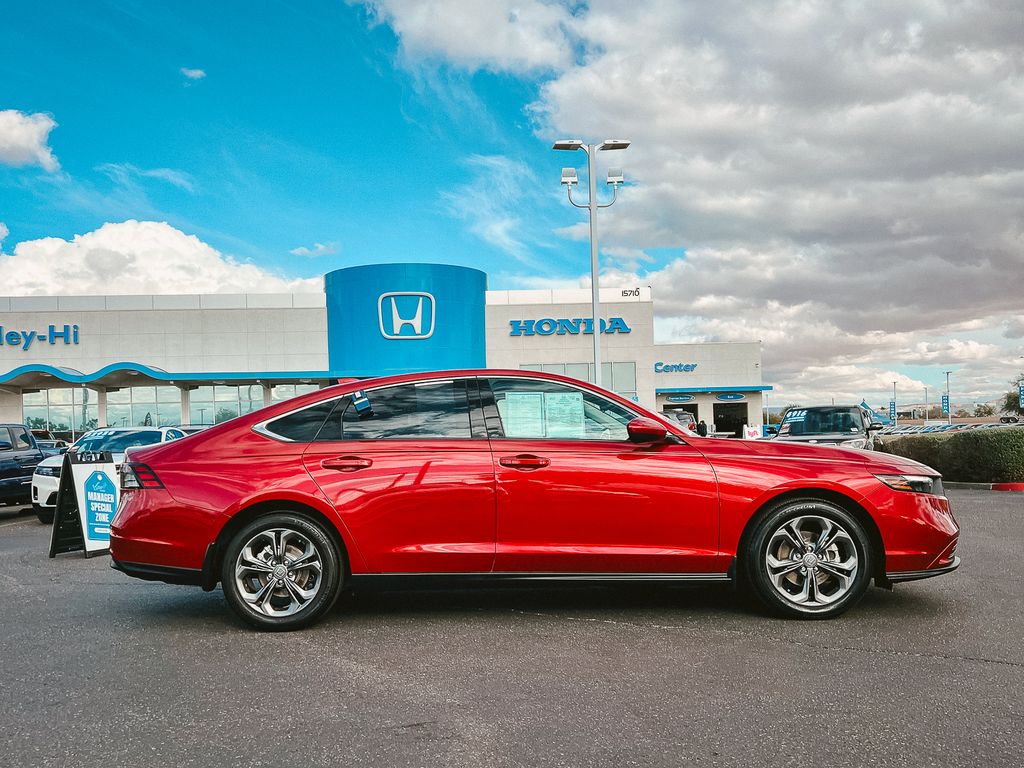 2023 Honda Accord 1.5T EX photo 3
