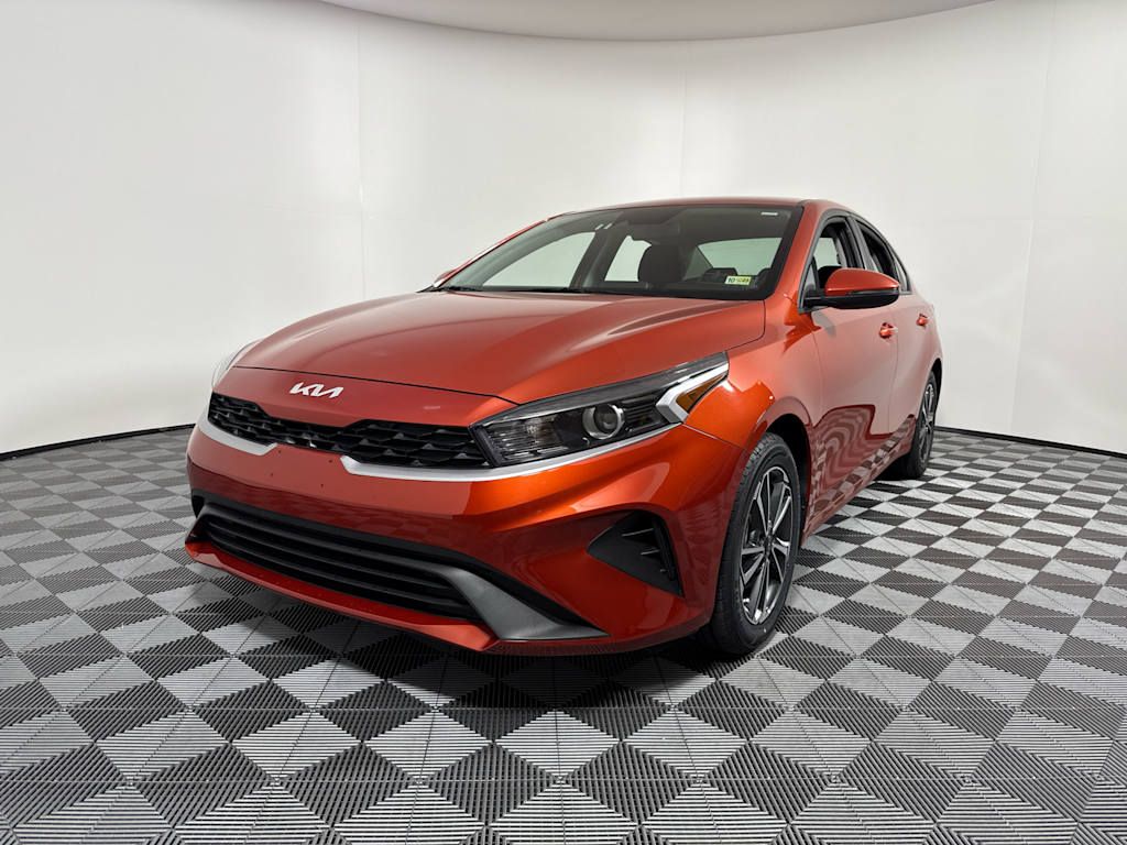 2023 Kia Forte LXS's photo