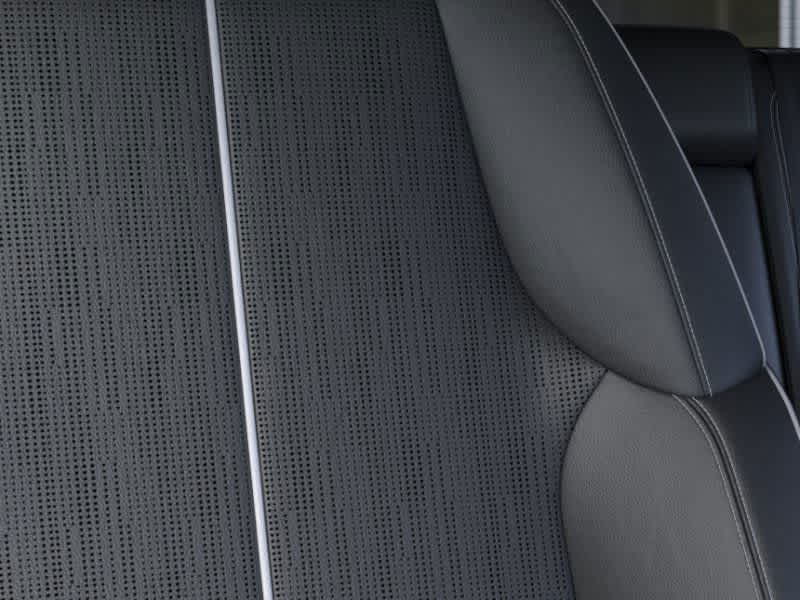 2025 Cadillac Optiq Luxury photo 21