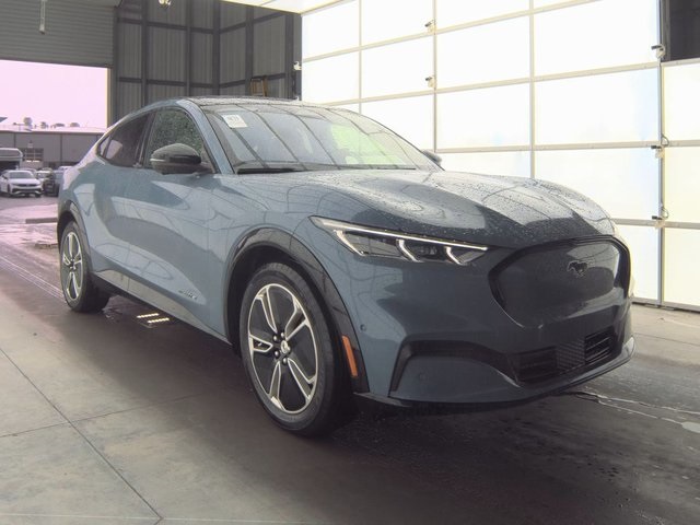 2023 Ford Mustang Mach-E Premium photo 2