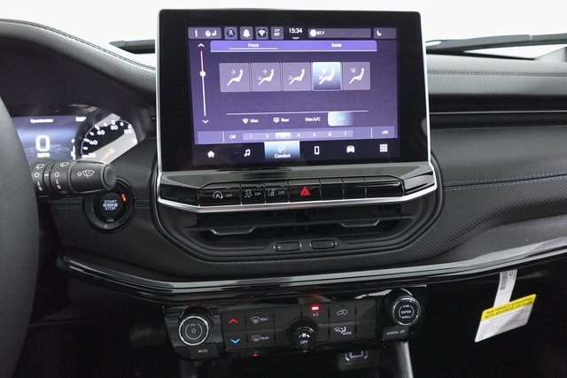 2025 Jeep Compass Latitude photo 20
