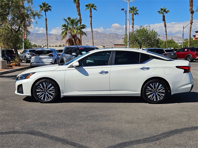 2024 Nissan Altima 2.5 SV photo 15